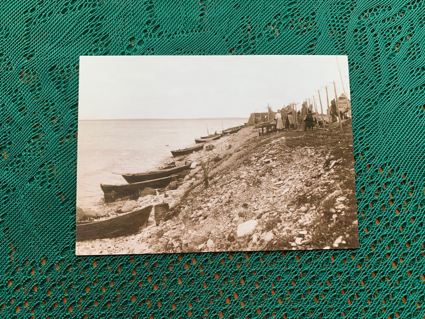Estonian postcard - Reproduction from old postcards - Ninase fishing village on Saaremaa Island - Original Photo by Johannes Pääsuke, 1913 - unused