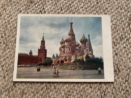 Soviet-time postcard for collecting - Moscow view card - Red Square - 1960 - postally unused