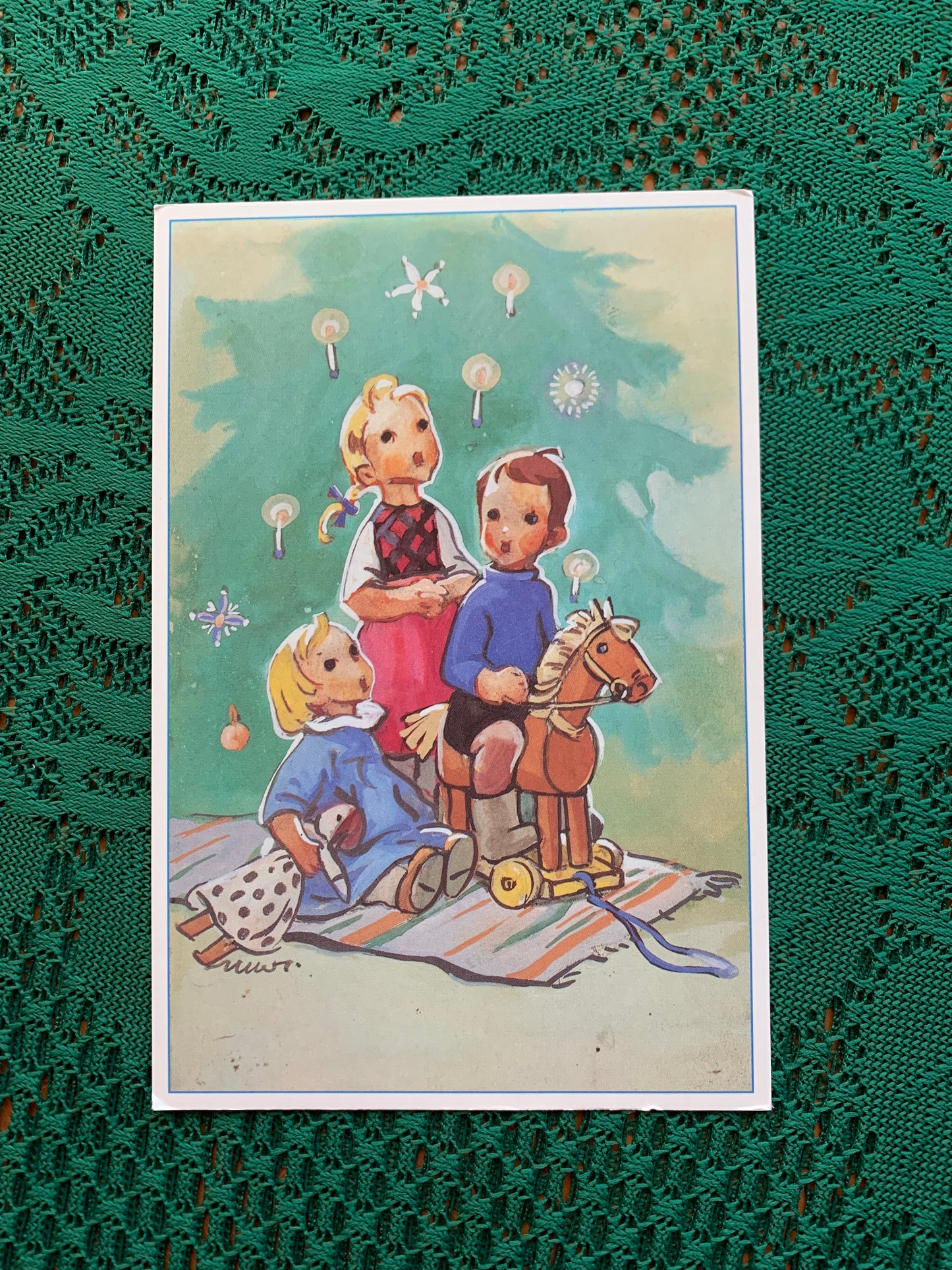 Finnish art postcard - Martta Wendelin series - Christmas card - Printed in Finland - Greeting card, collectible postcard - 1990 - unused