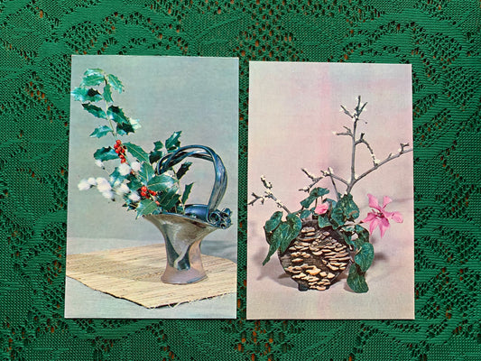 2 Soviet vintage Christmas / New Year greeting postcards - Winter Motives - Flower Compositions - 1976 - unused