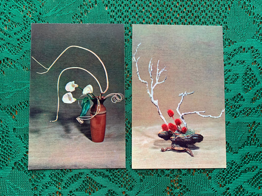 2 Soviet vintage Christmas / New Year greeting postcards - Winter Motives - Flower Compositions - 1976 - unused