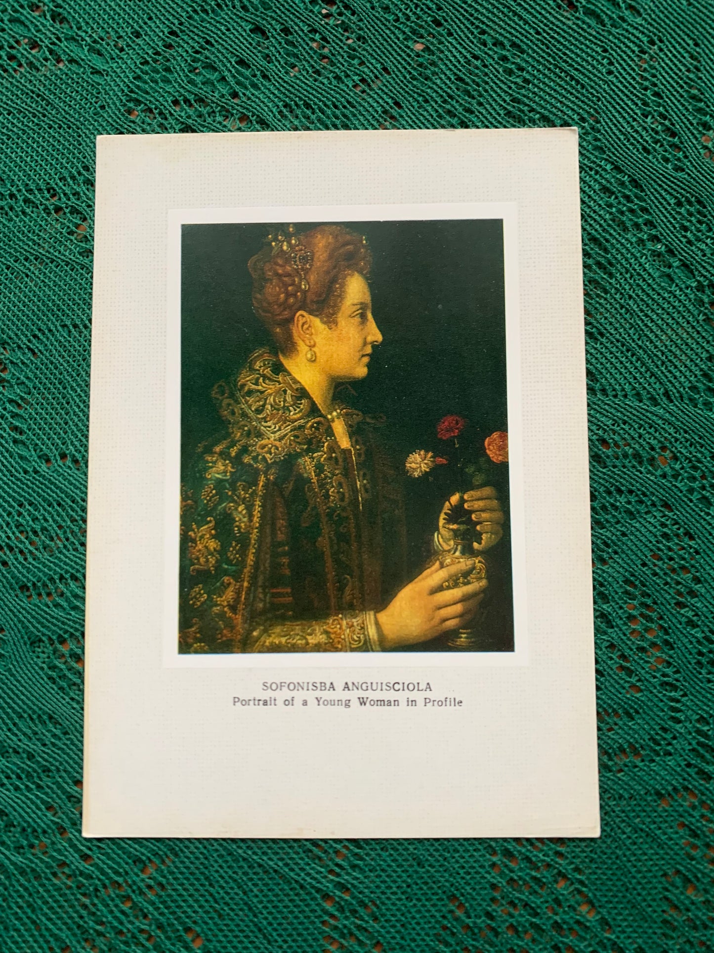 Russian art postcard - Artist Sofonisba Anguisciola. Portrait of a Young Woman in Profile. Oil on canvas - Printed in USSR - 1982 - unused