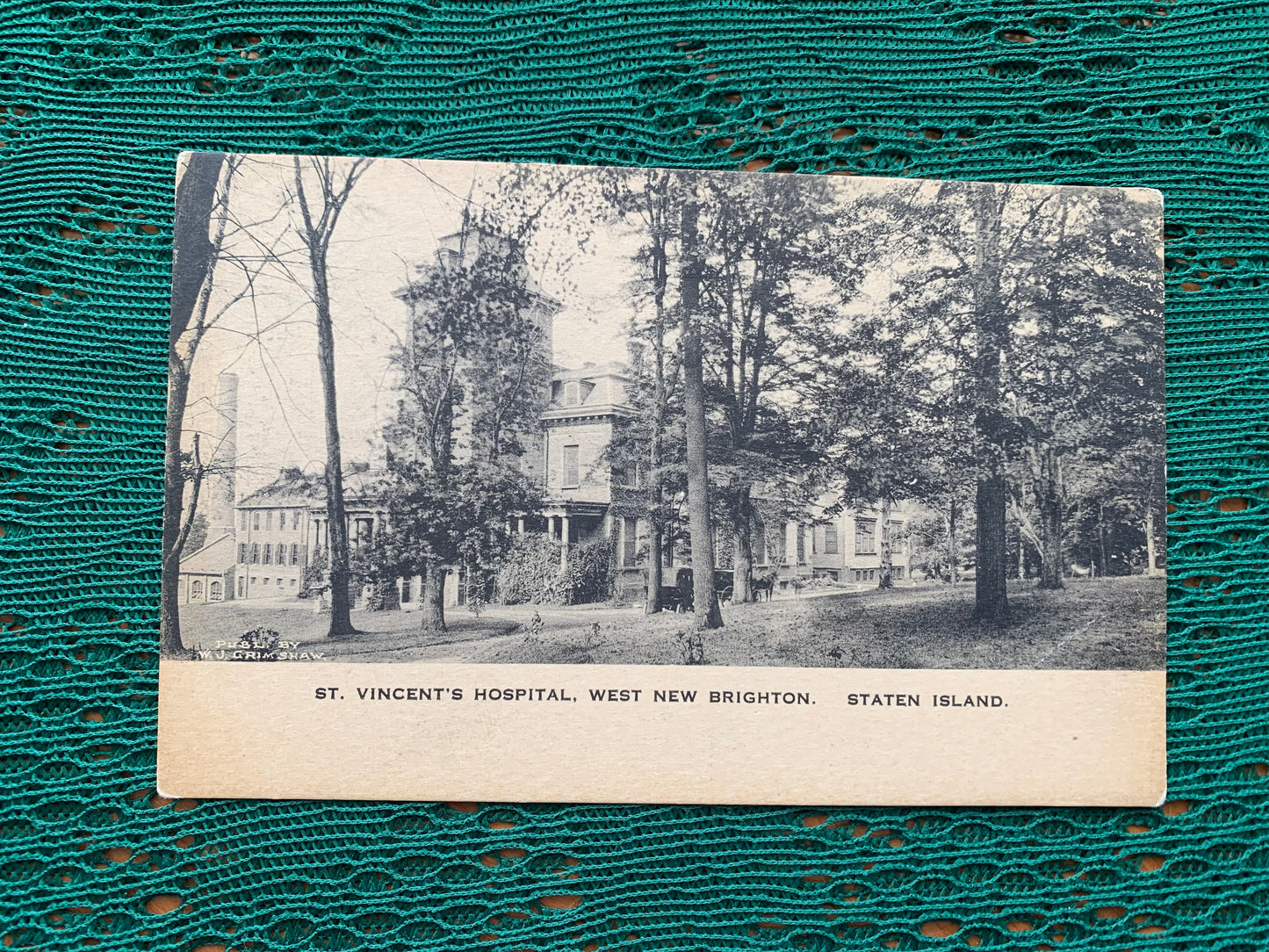 Old postcard - Antique postcard - ST.VINCENT'S HOSPITAL - WEST NEW BRIGHTON - STATEN ISLAND - early 1900s - Unused