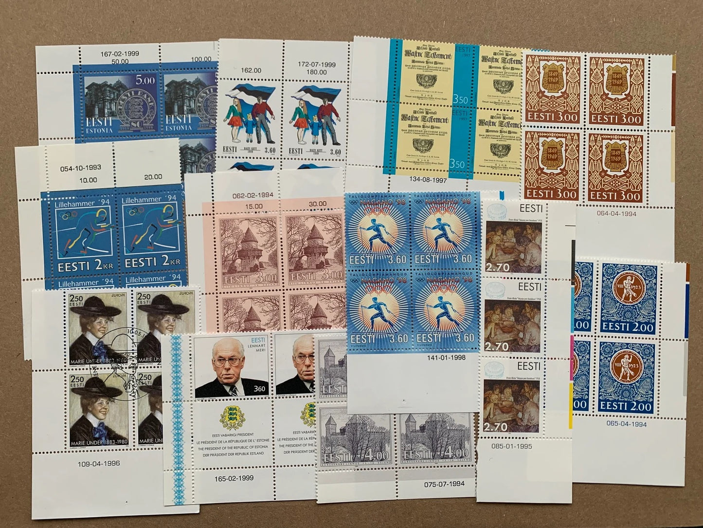 Estonian stamps unused blocks - Collection of 45 vintage postage stamps from 1992-1999 - MNH Estonian stamps.